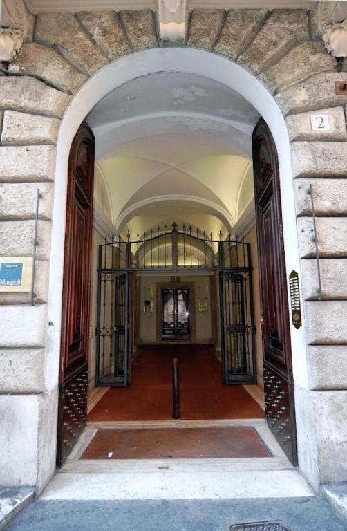 Flatinrome Termini 2 Grande Appartamento Luminoso In Centro Exterior photo