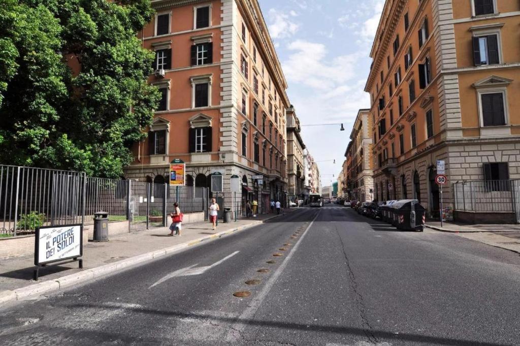 Flatinrome Termini 2 Grande Appartamento Luminoso In Centro Exterior photo
